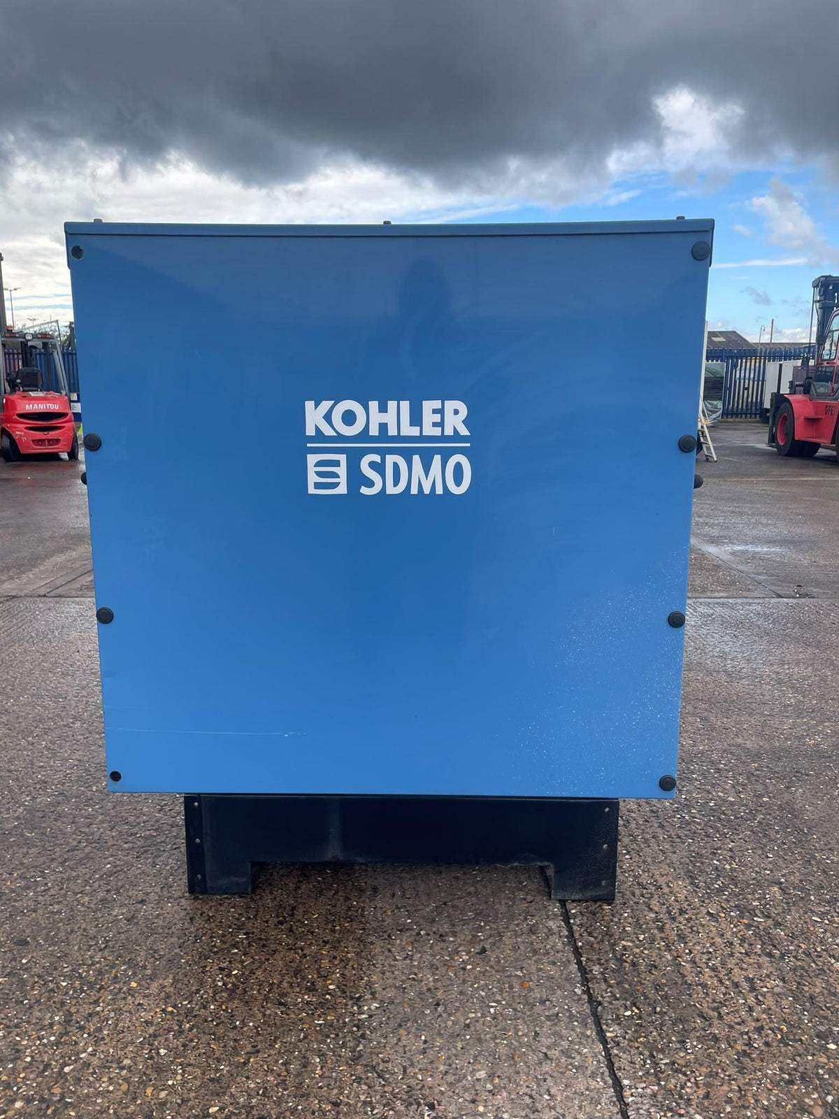 100kVA SDMO J110K John Deere 4045HF120 Canopied Used Generator