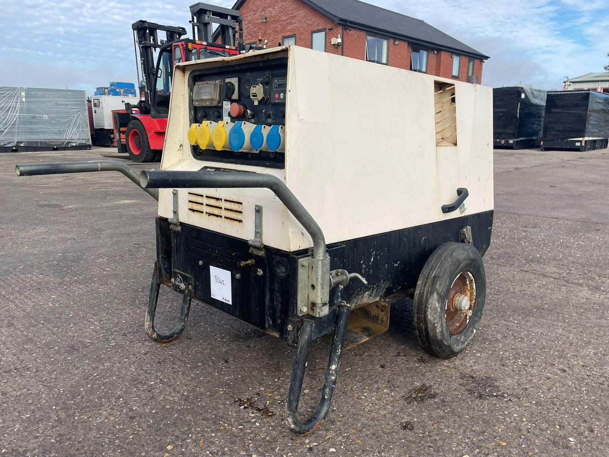 10kVA MHM MG 10000 SSK-V Kubota D722 Canopied Used Generator