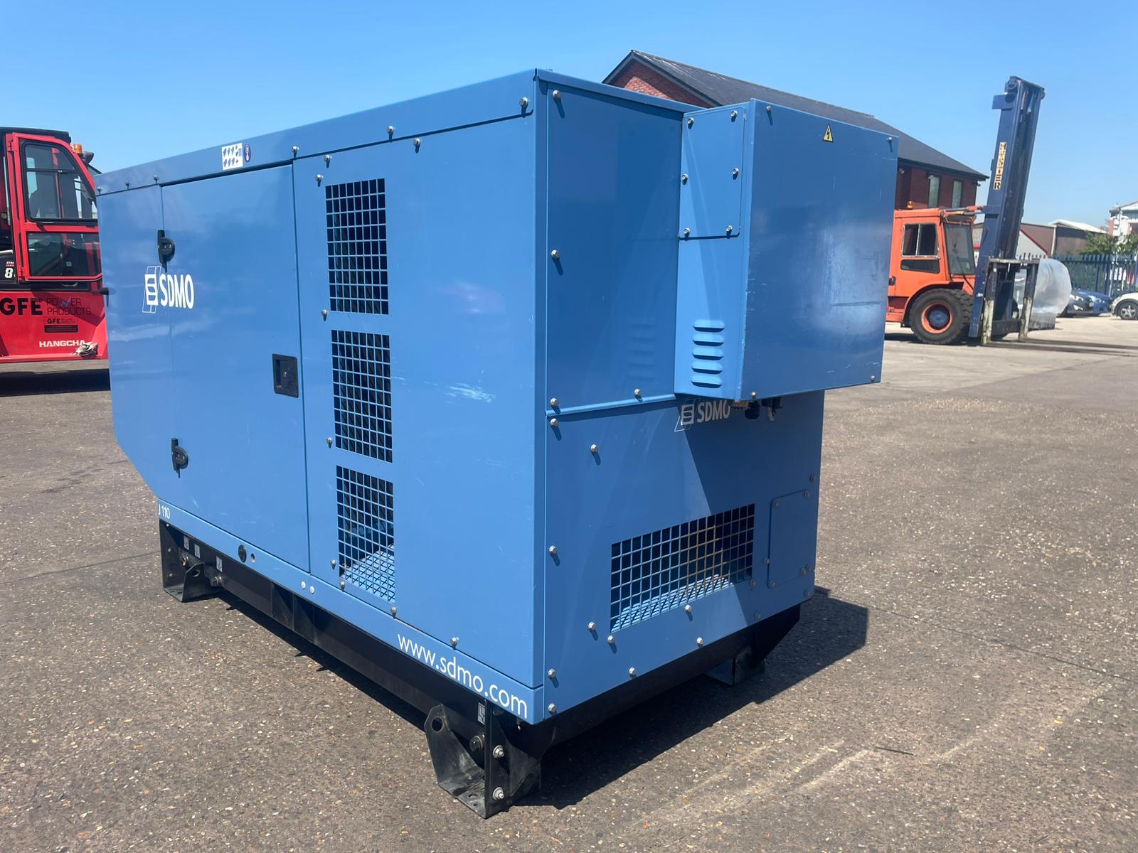 110kVA SDMO J110K John Deere 4045HF120 Canopied Used Generator
