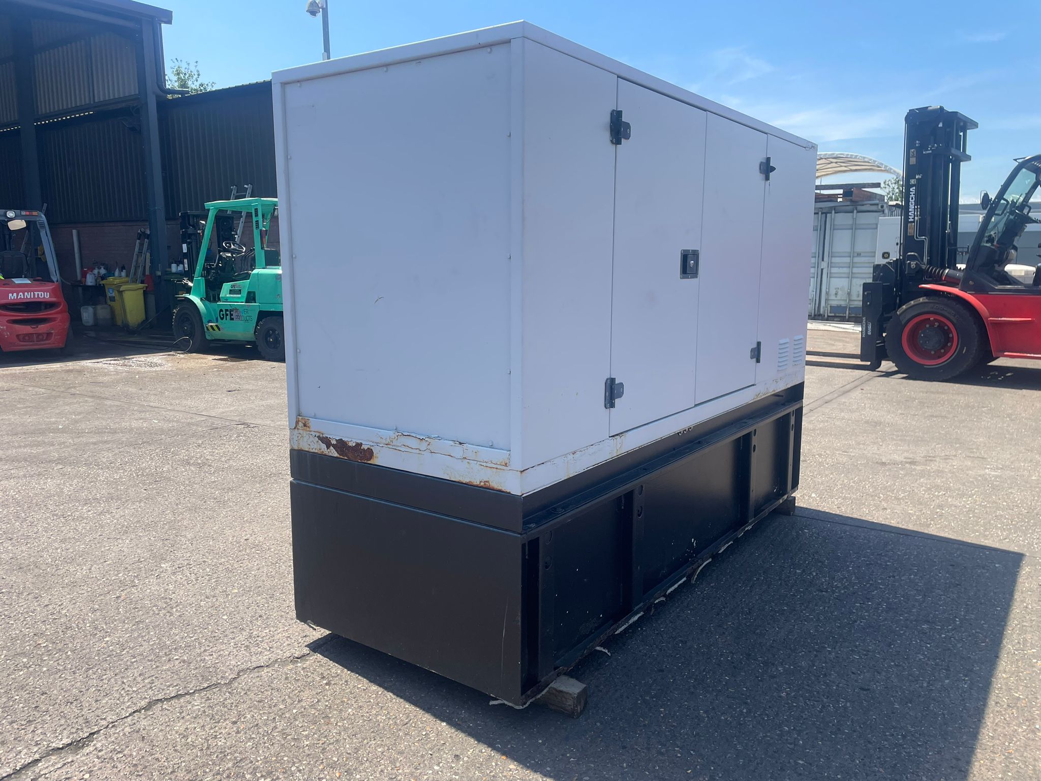 110kVA SDMO JS100 John Deere 4045HF150 Canopied Used Generator