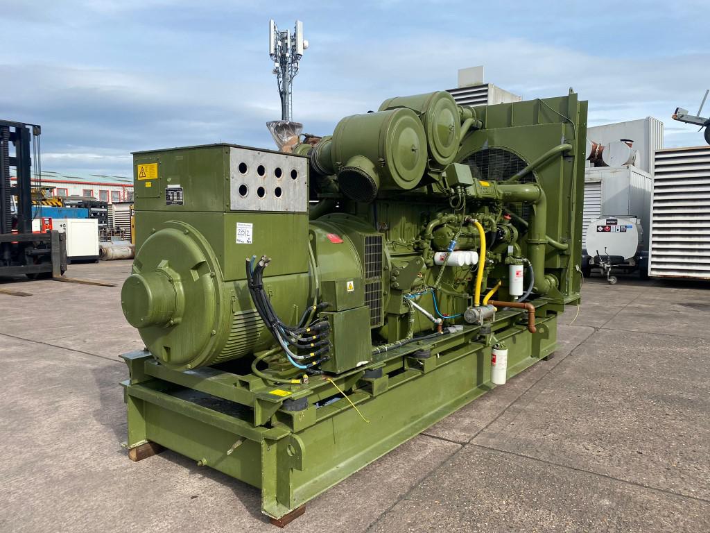 800KVA Petbow Dorman used generator