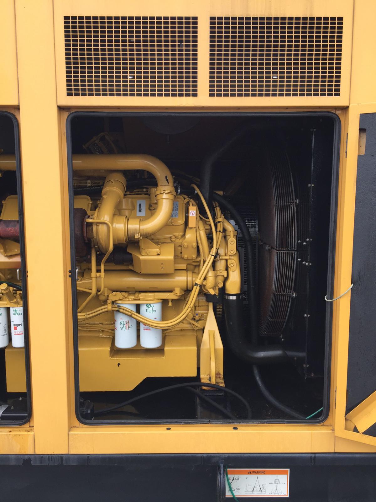 800KVA Caterpillar used generator