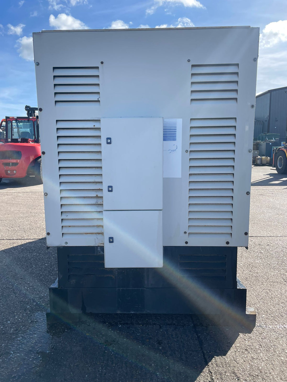 250kVA Scorpion DV275 Volvo TAD740GE Canopied Used Generator