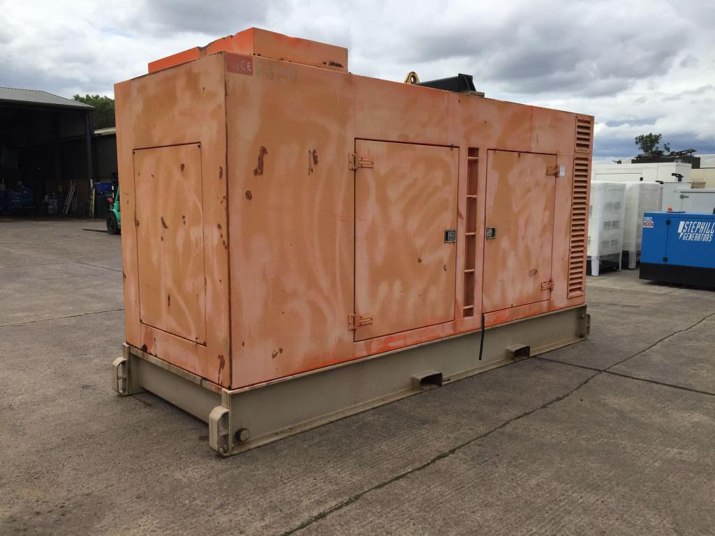 200KVA Aggreko Iveco used generator