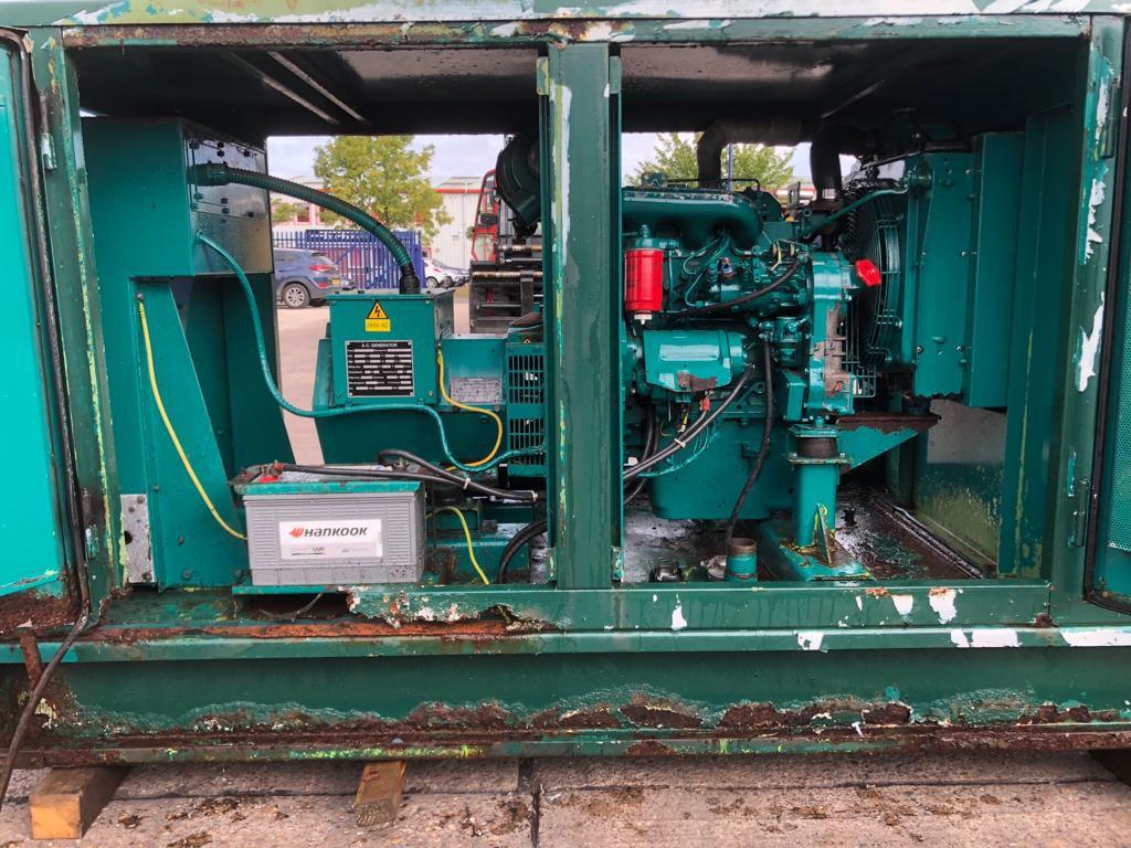 25KVA Petbow Iveco used generator