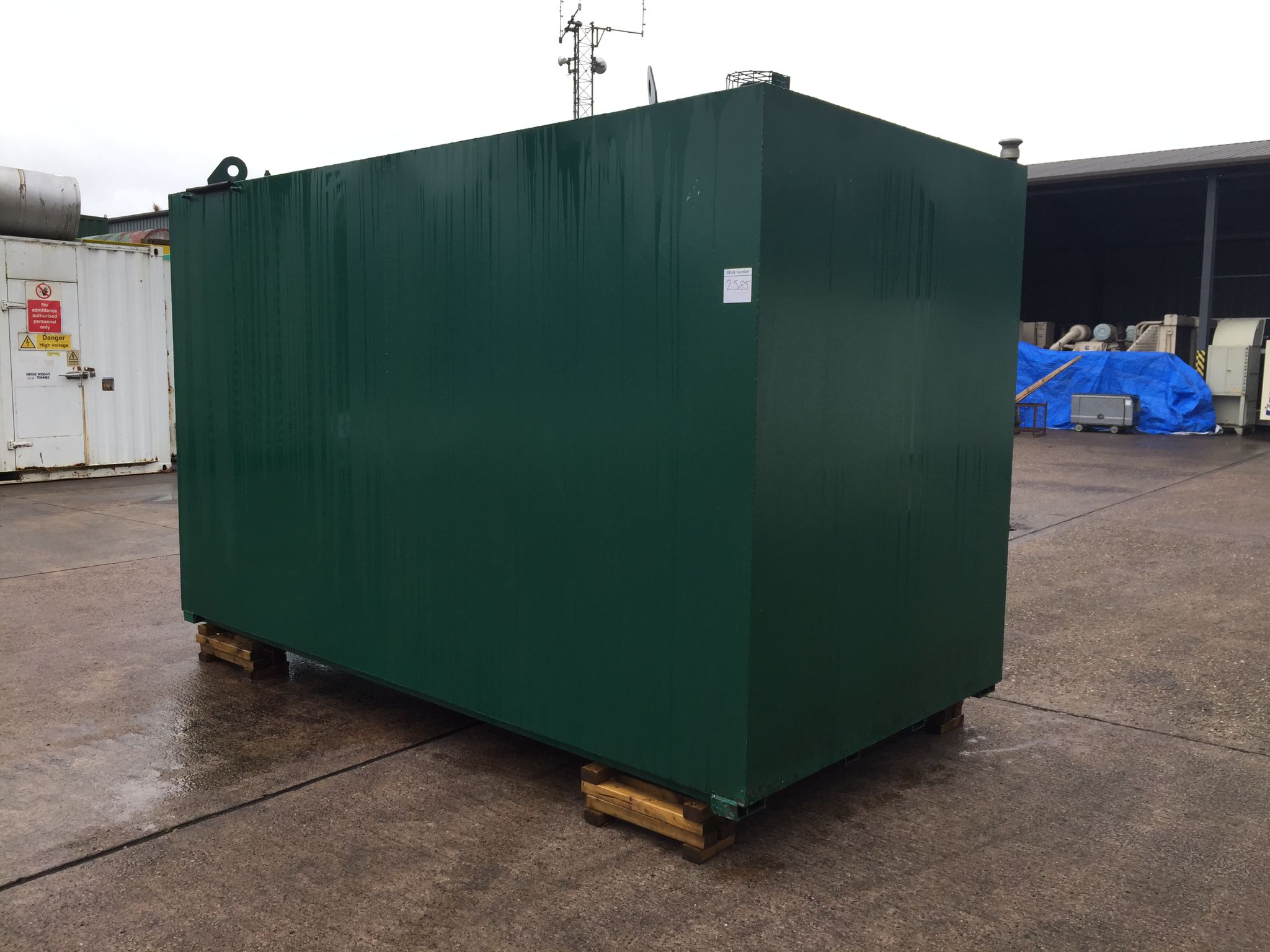 Large Tuffa 10,000 Litre Fuel Tank