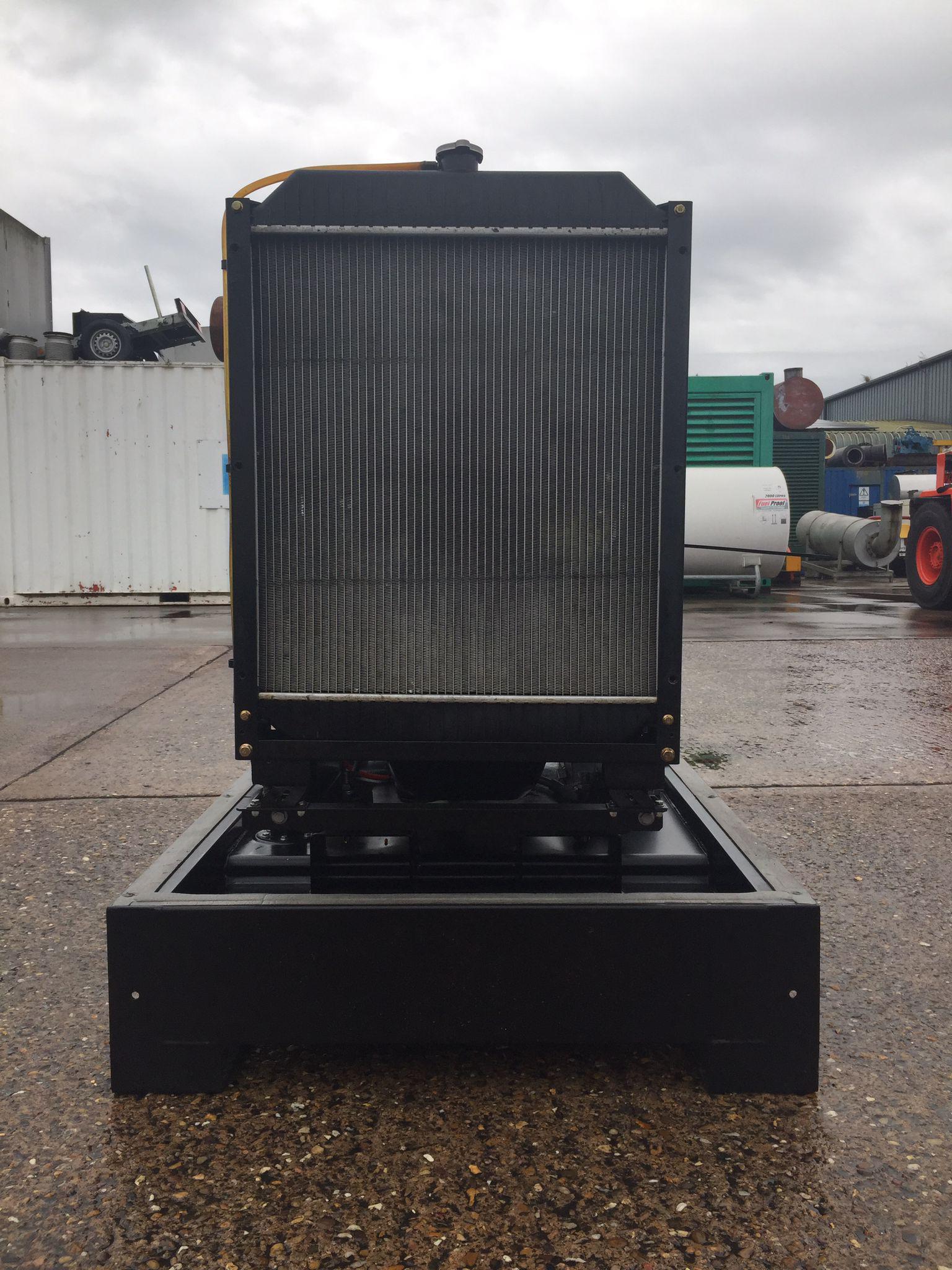 33kVA SDMO John Deere used generator