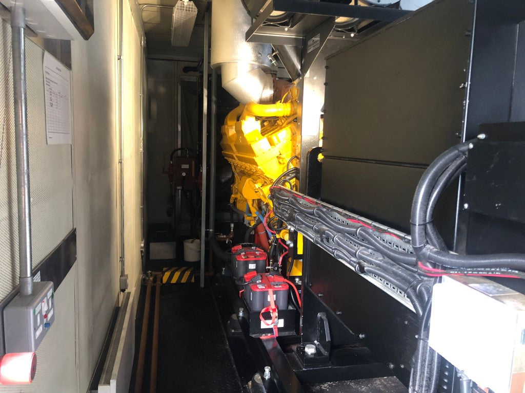 1925kVA Broadcrown Cummins used generator (2/3)