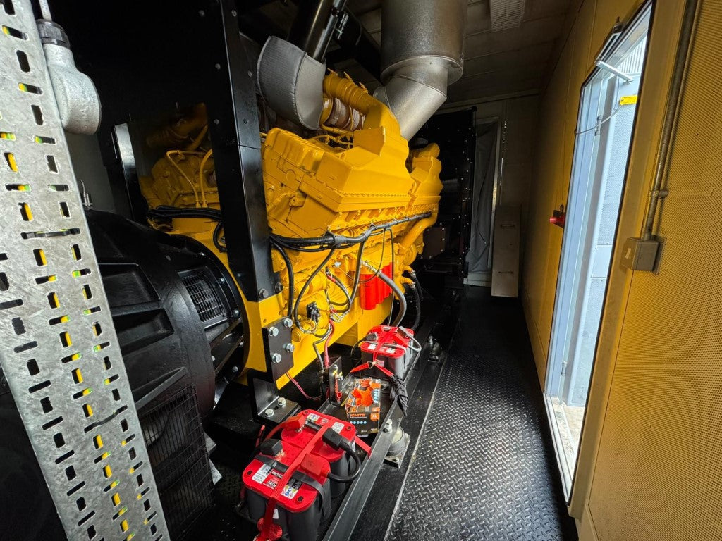 1925kVA Broadcrown Cummins used generator (1/3)
