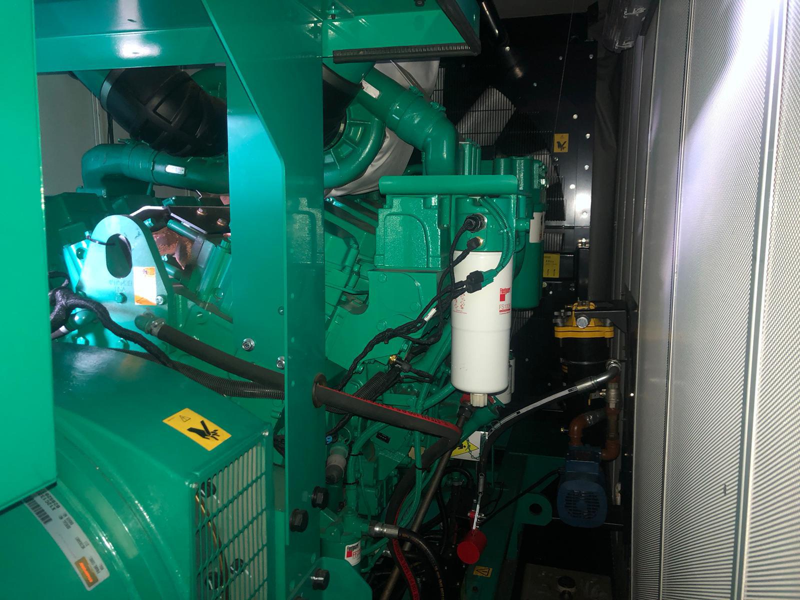 1100kVA ADE Cummins used generator (3/3)