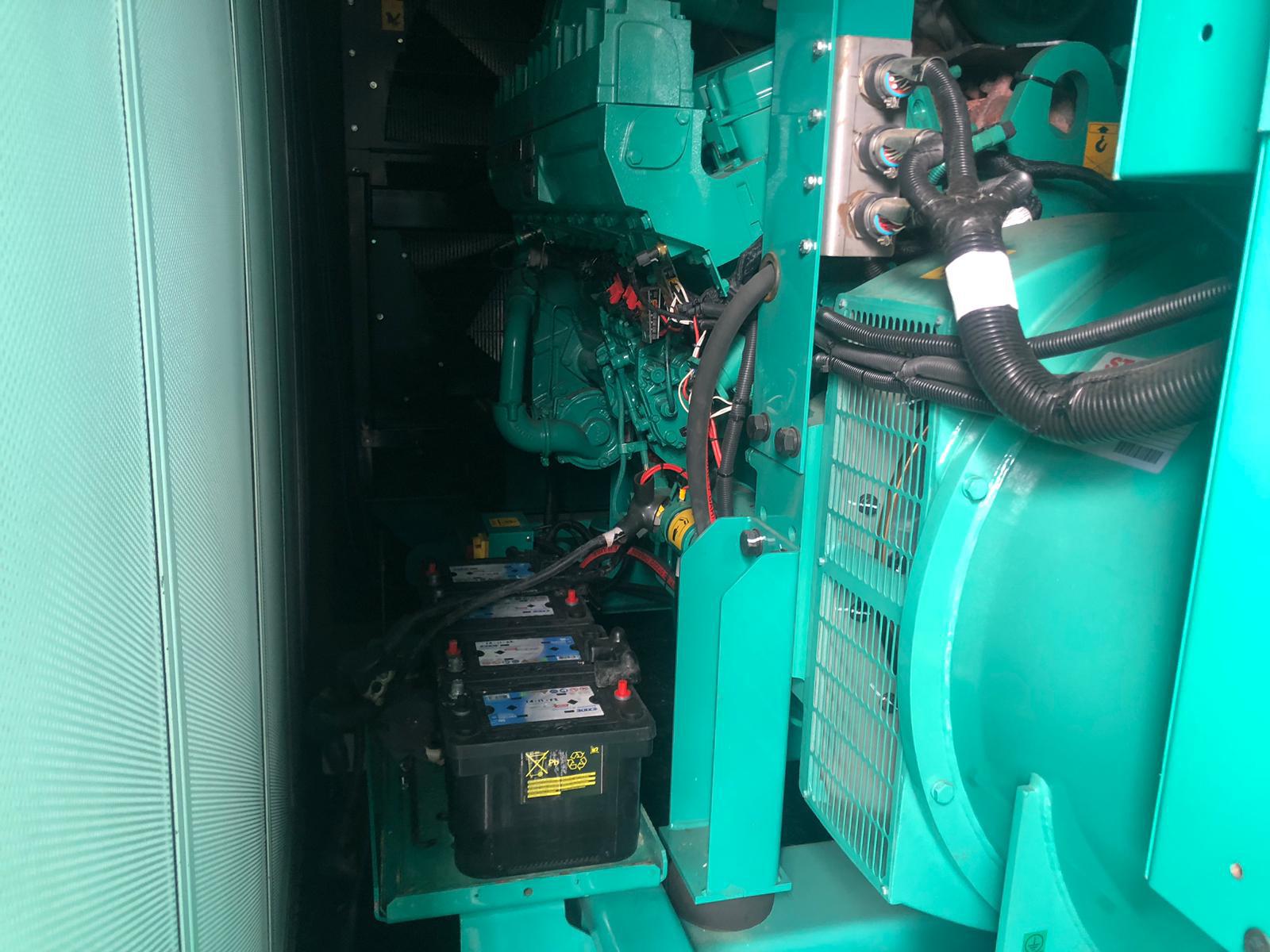1100kVA ADE Cummins used generator (3/3)