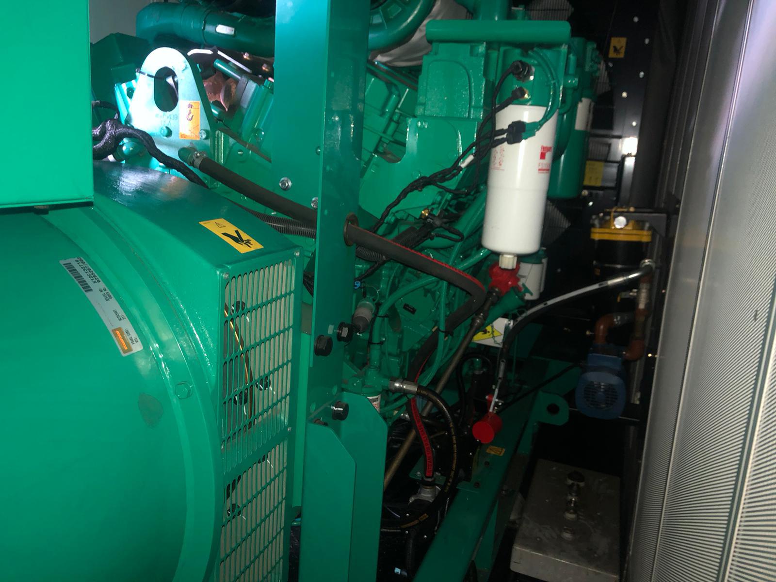 1100kVA ADE Cummins used generator (3/3)