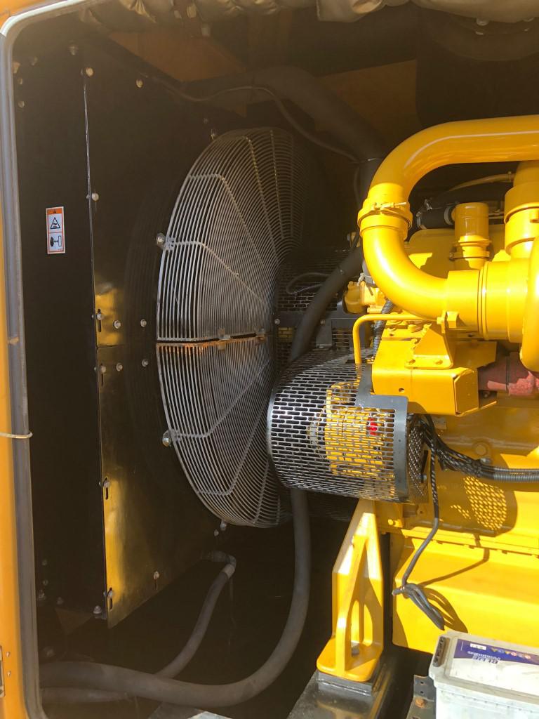 900kVA Caterpillar used generator