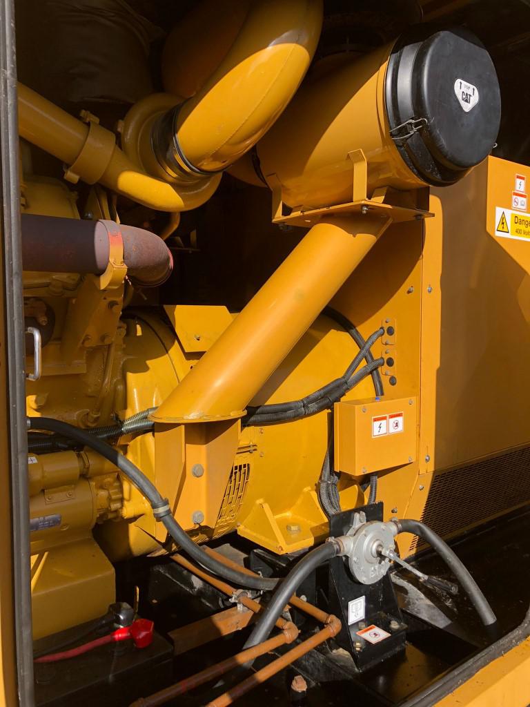900kVA Caterpillar used generator