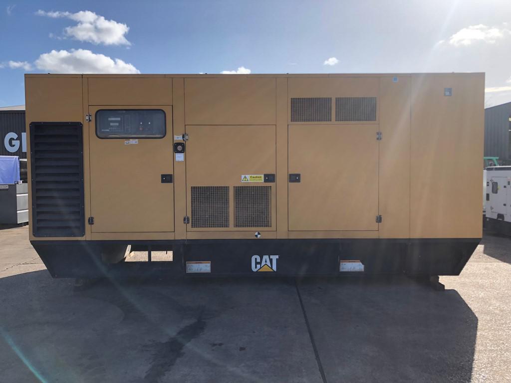 900kVA Caterpillar used generator