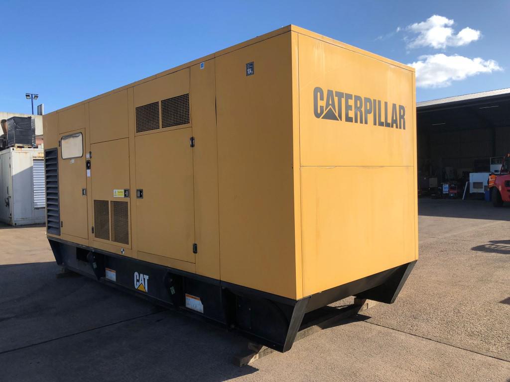 900kVA Caterpillar used generator