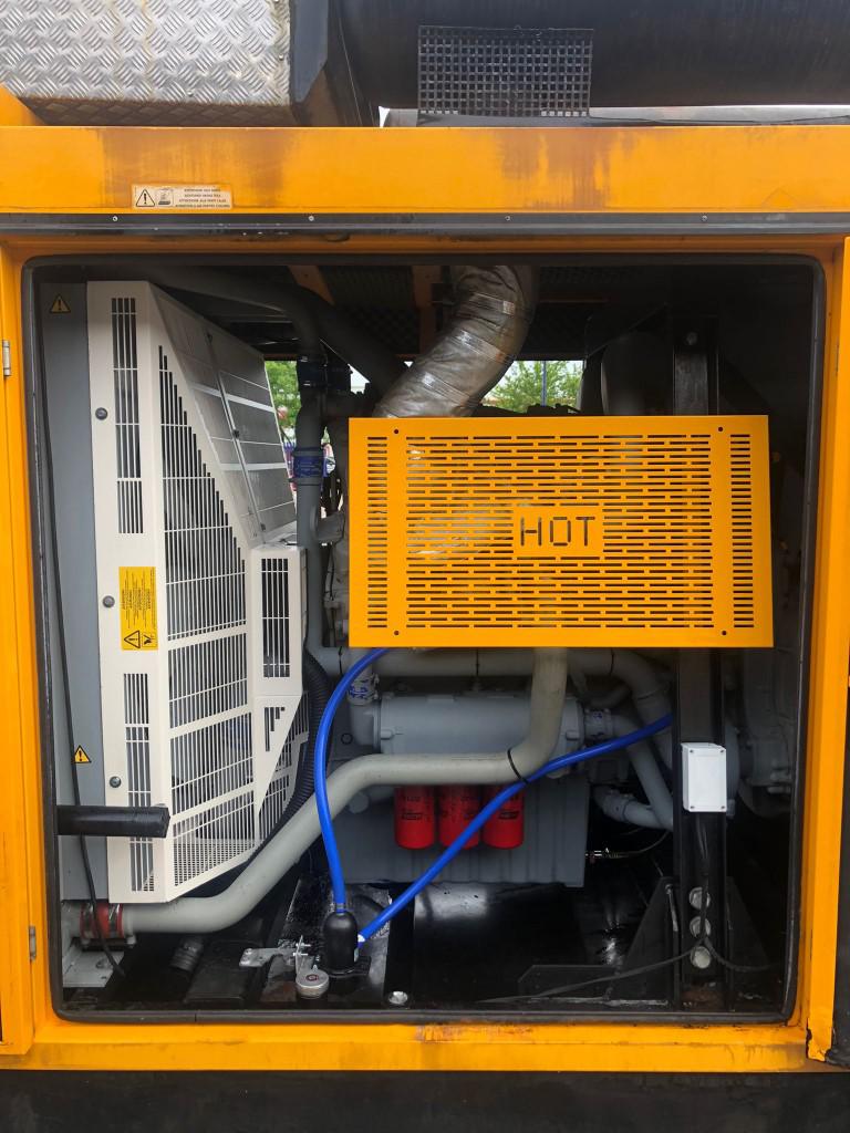880kVA Onis Visa Perkins used generator