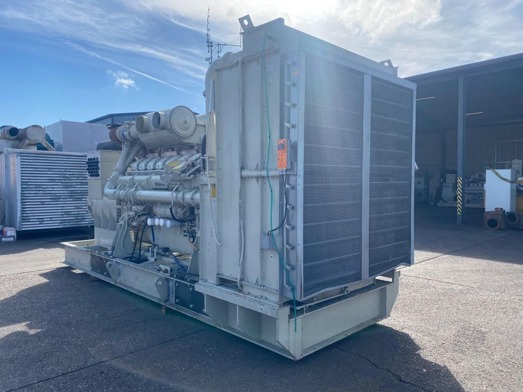 1925KVA Countryman Perkins used generator (2/2)
