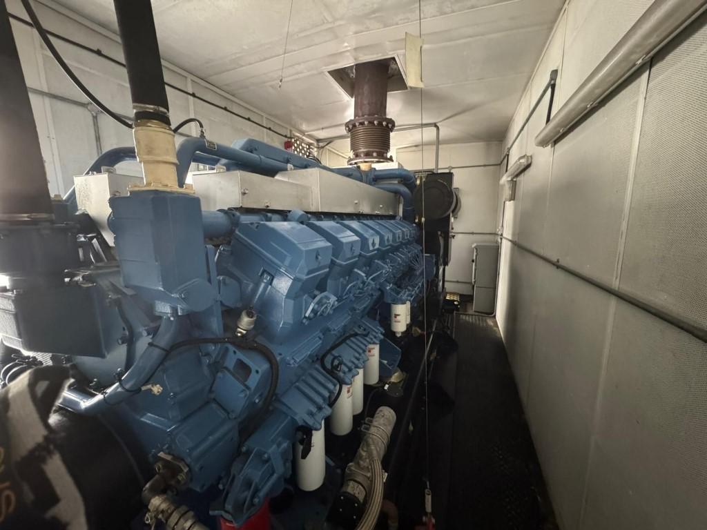 1900kVA SDMO Mitsubishi used generator (2/2)