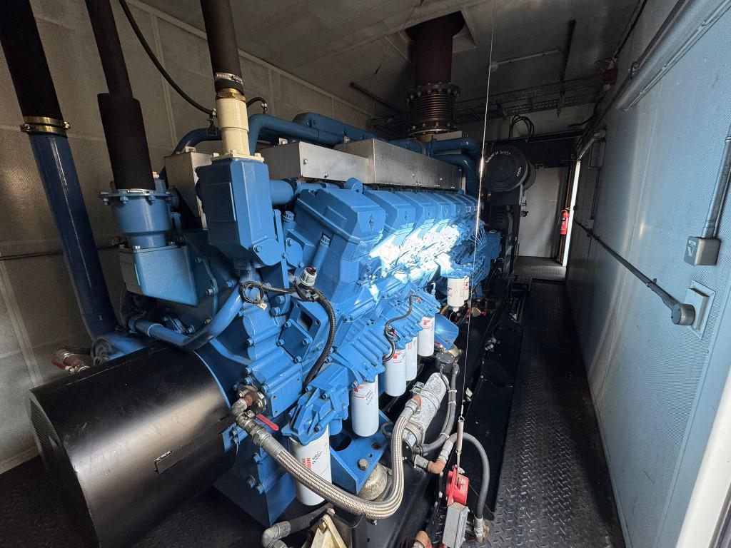1900kVA SDMO Mitsubishi used generator (1/2)