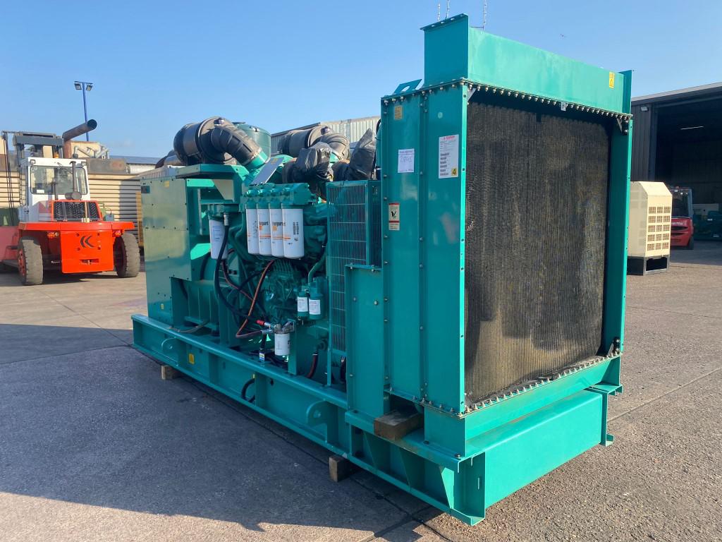 1040KVA Cummins Power Generation Cummins used generator