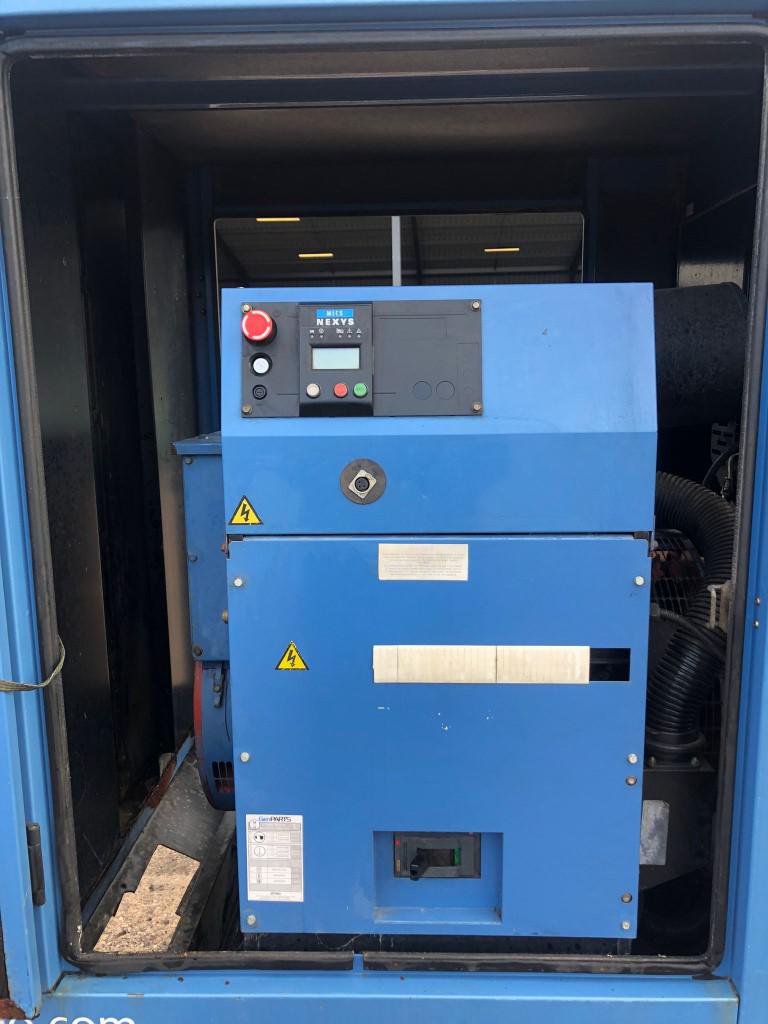 200kVA SDMO John Deere used generator