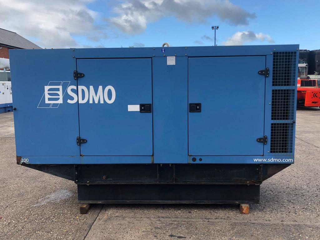 200kVA SDMO John Deere used generator