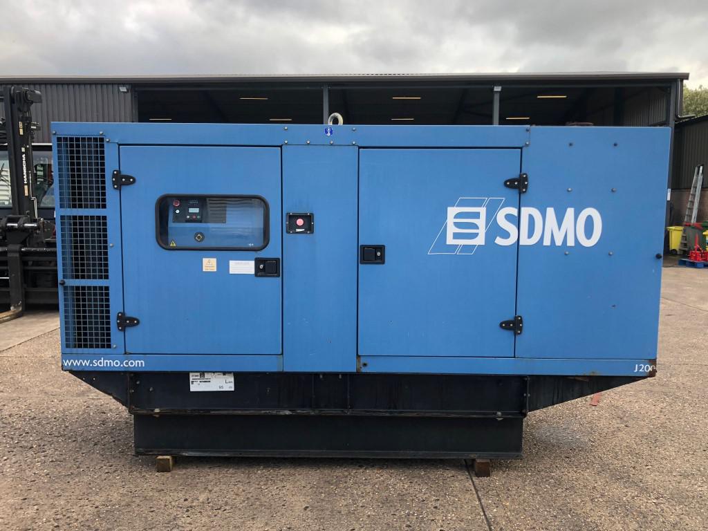 200kVA SDMO John Deere used generator