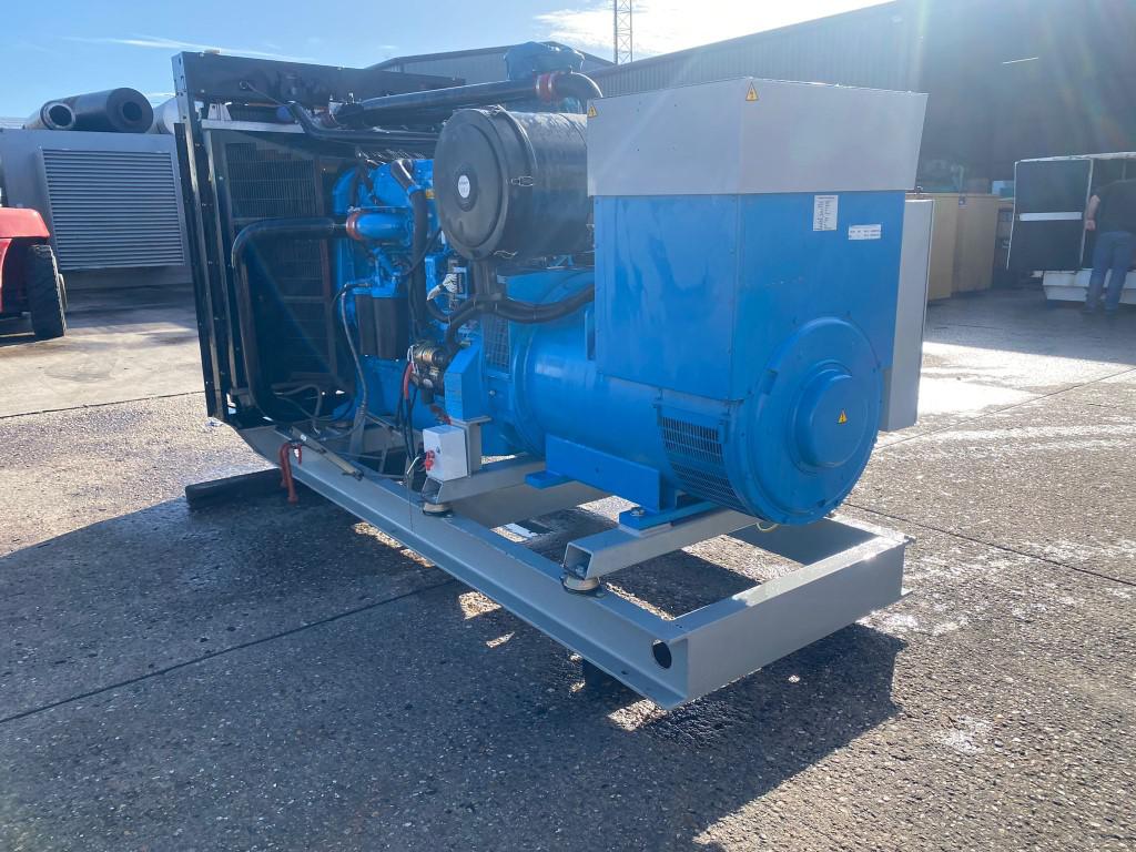 600KVA DALE Perkins used generator