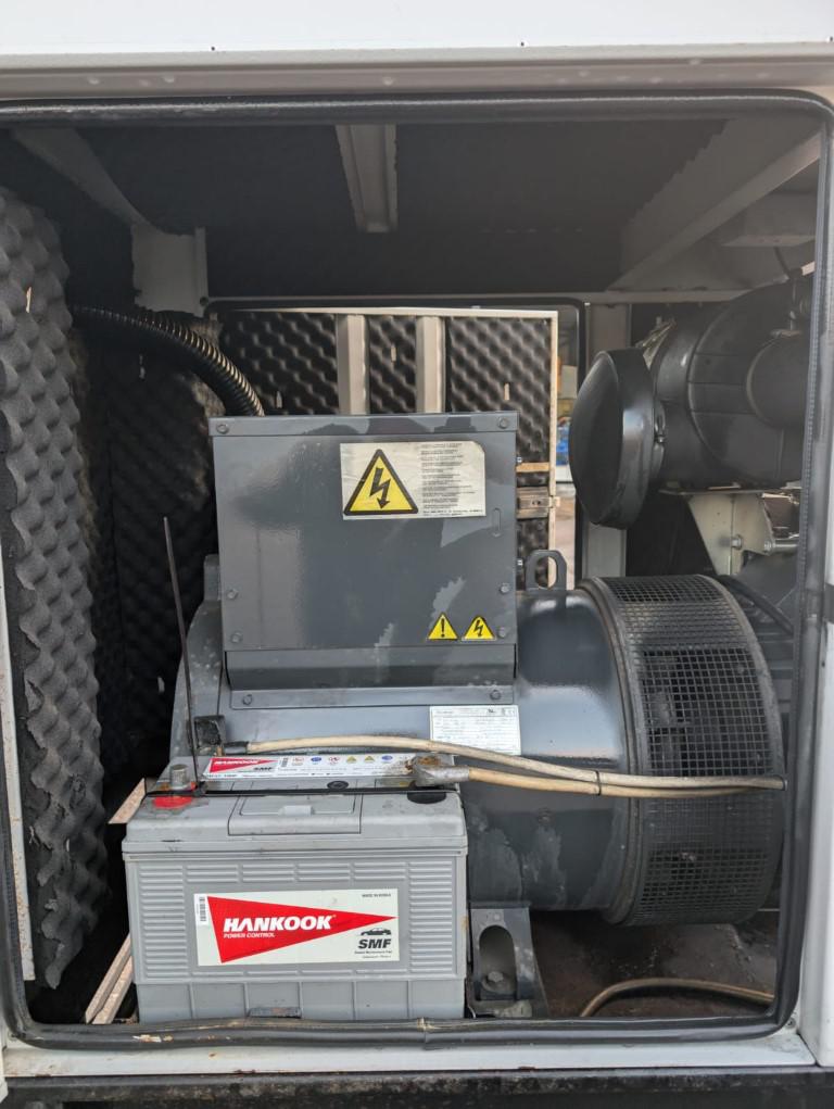115kVA Scorpion Iveco used generator