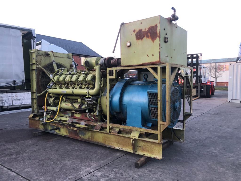 550kVA Petbow Dorman used generator