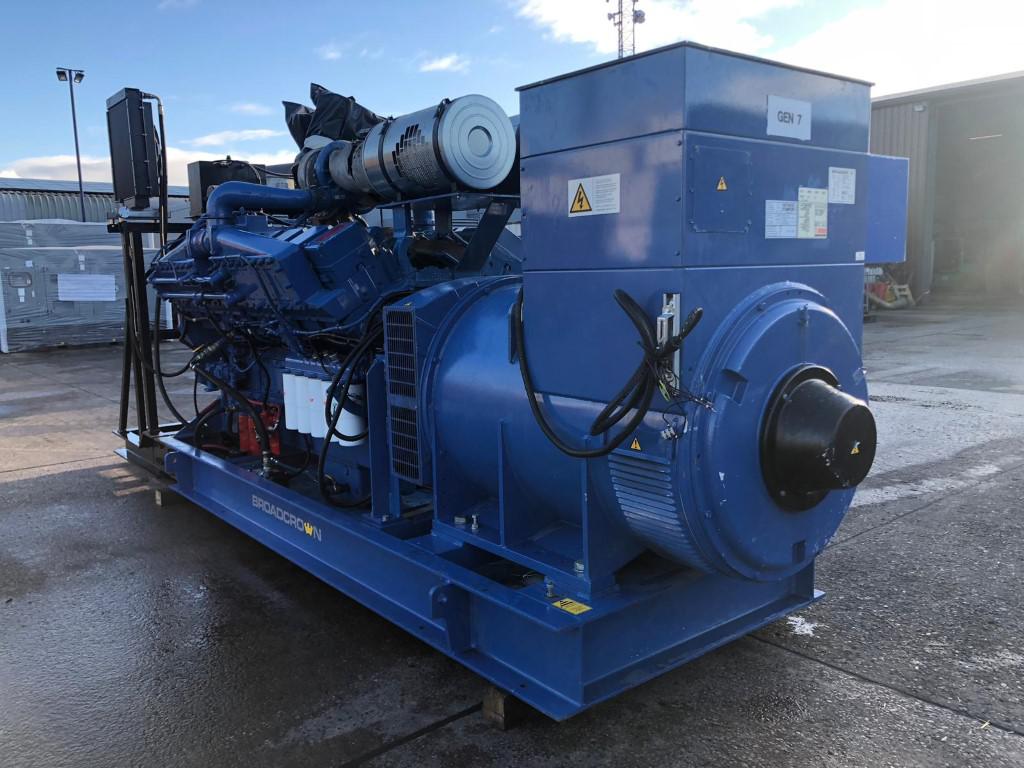 1320kVA Broadcrown Cummins used generator