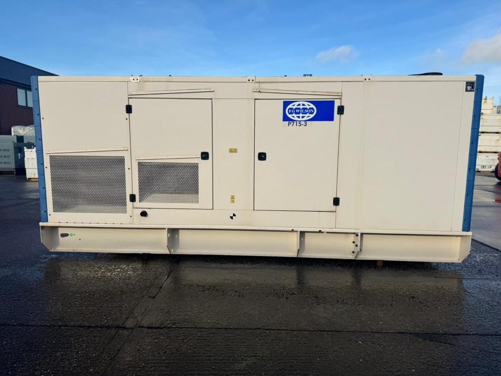 715kVA FG Wilson Perkins used generator