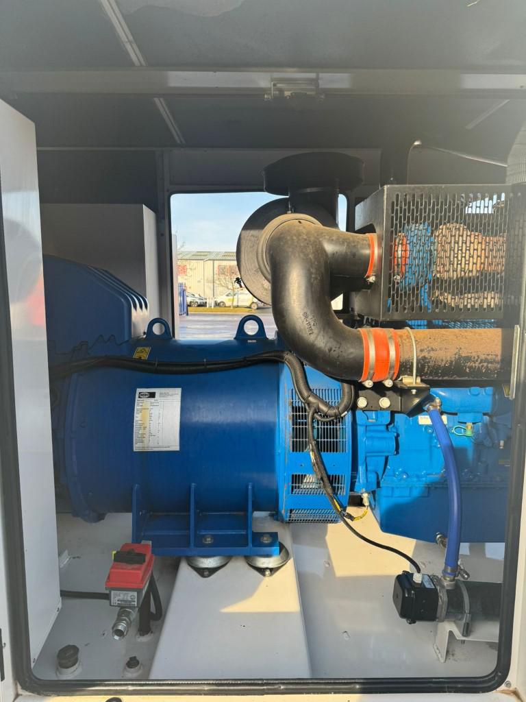 715kVA FG Wilson Perkins used generator