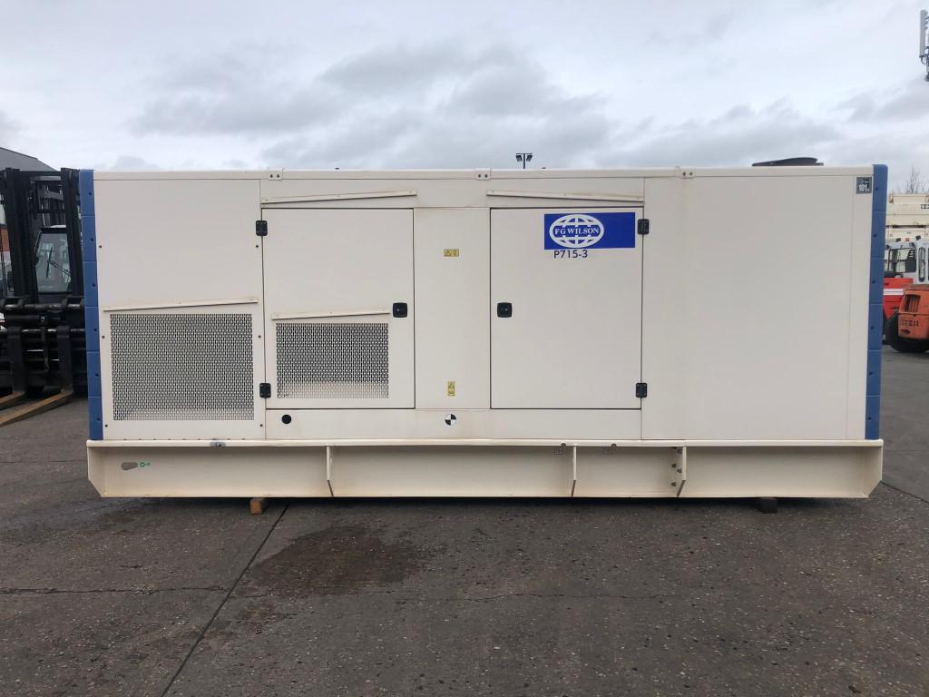 715kVA FG Wilson Perkins used generator