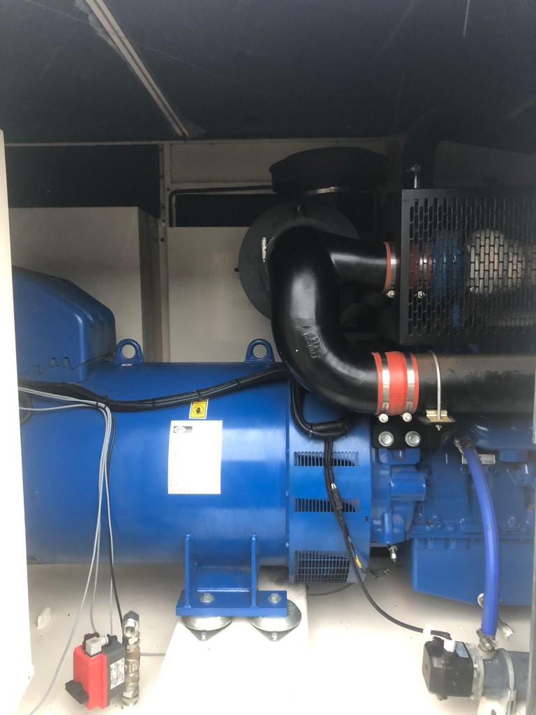 715kVA FG Wilson Perkins used generator