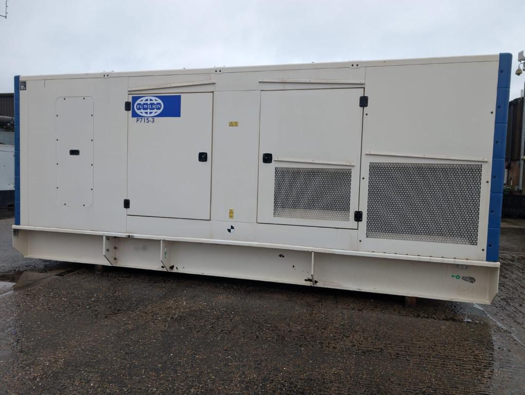 715kVA FG Wilson Perkins used generator