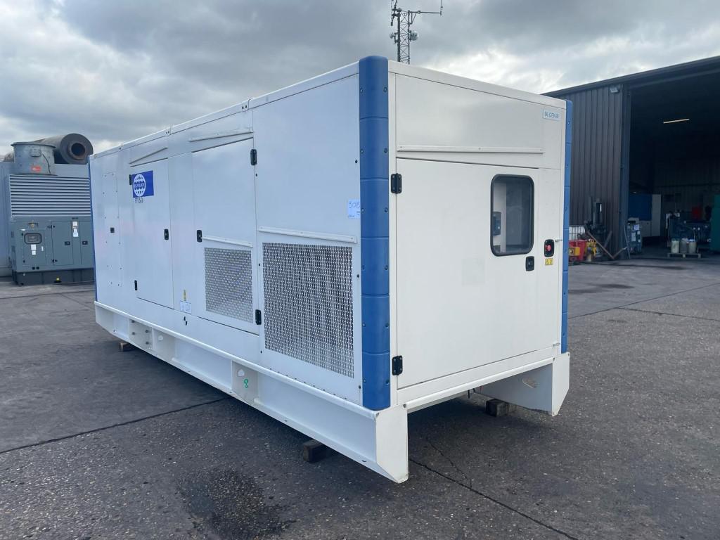 715kVA FG Wilson Perkins used generator