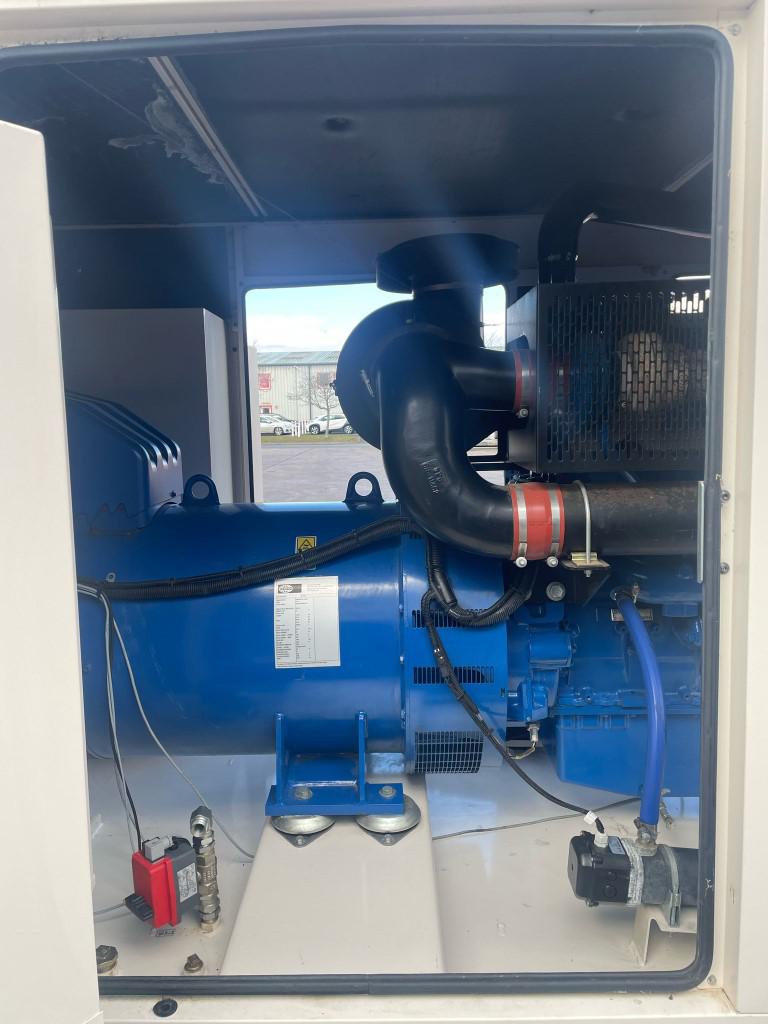 715kVA FG Wilson Perkins used generator