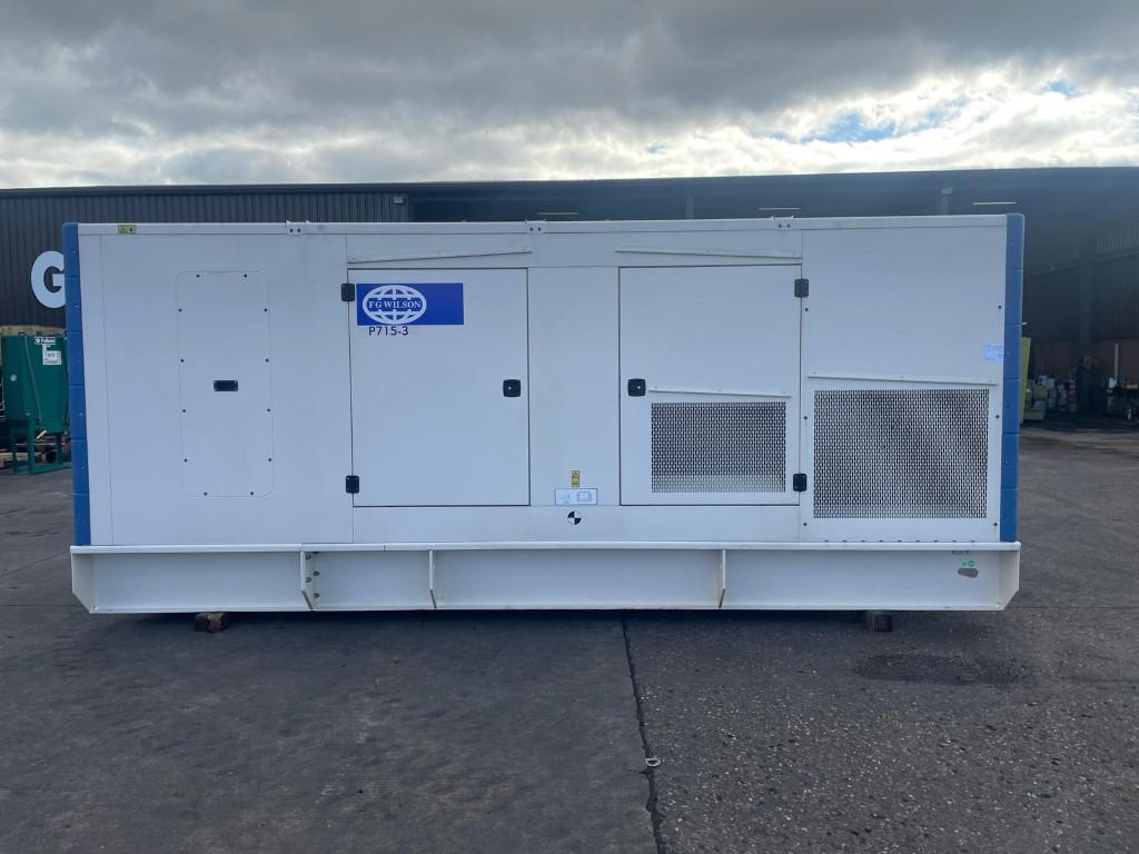715kVA FG Wilson Perkins used generator