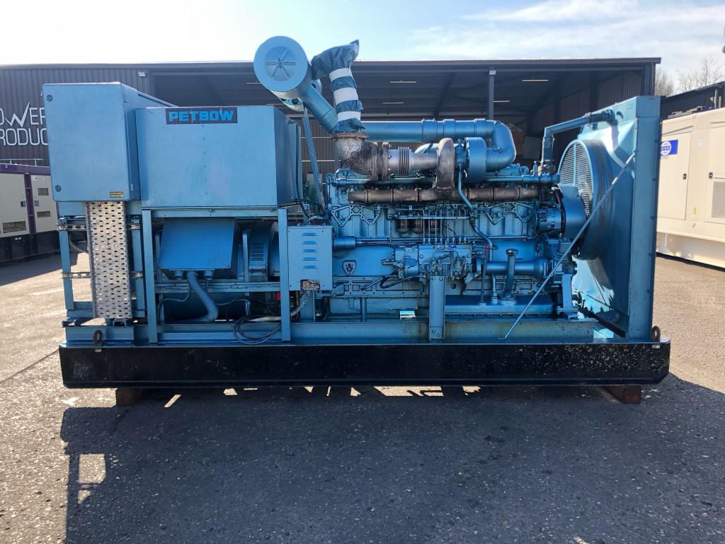 275kVA Petbow Rolls Royce used generator