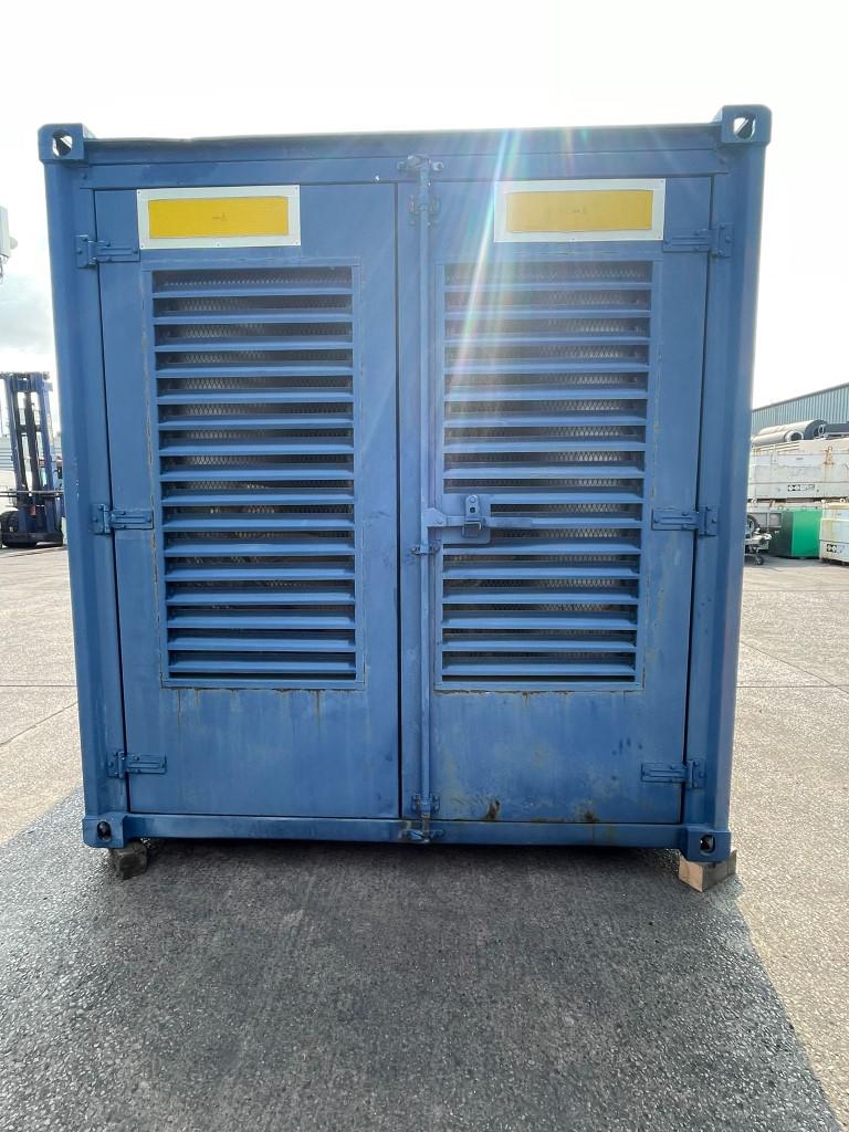 1100kVA Genenergo Cummins used generator