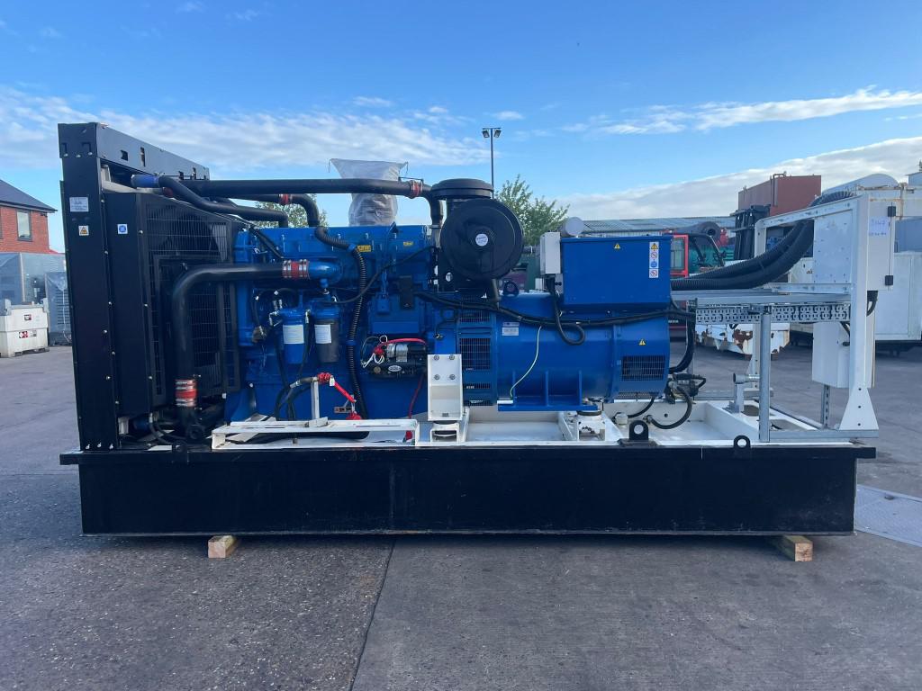 700kVA FG Wilson Perkins used generator