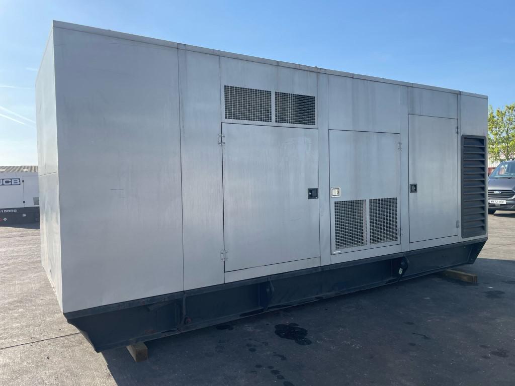 891kVA CAT Caterpillar used generator