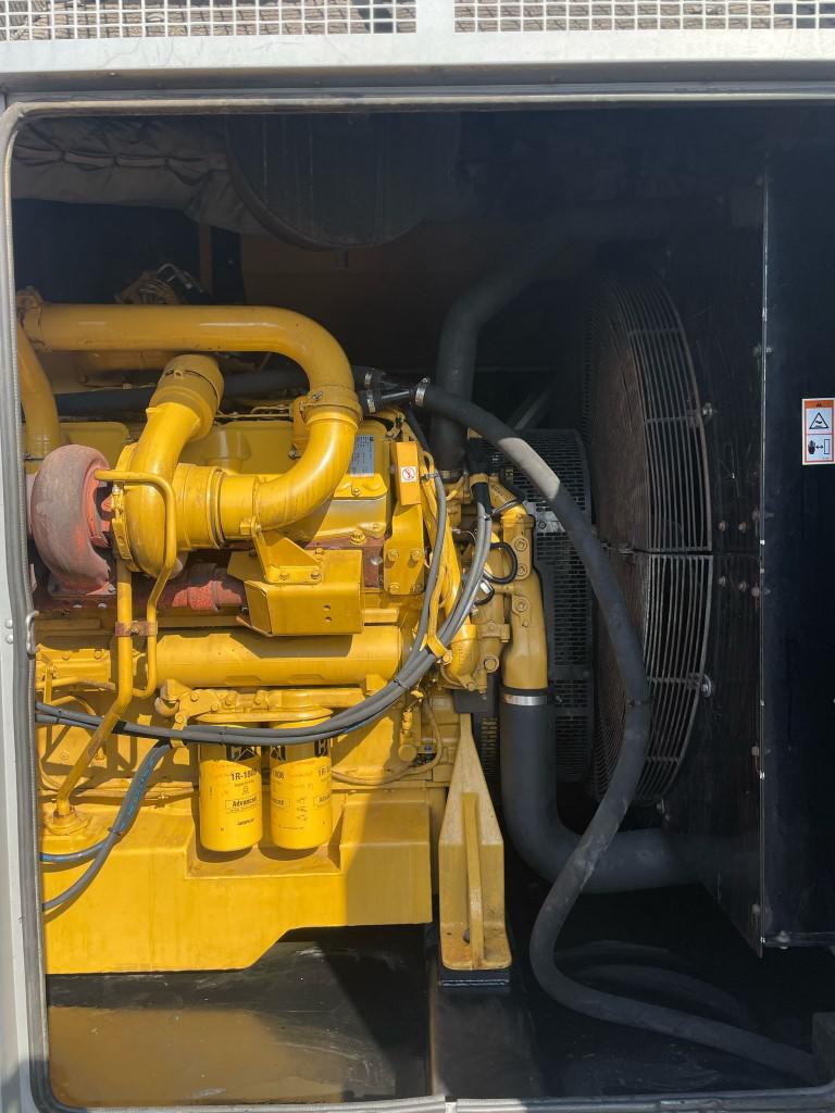 891kVA CAT Caterpillar used generator