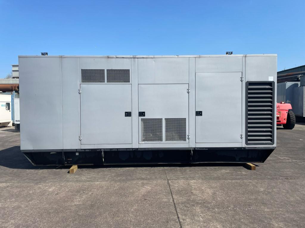 891kVA CAT Caterpillar used generator