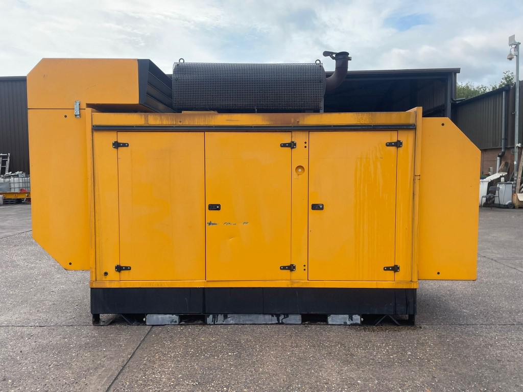 275kVA Visa John Deere used generator