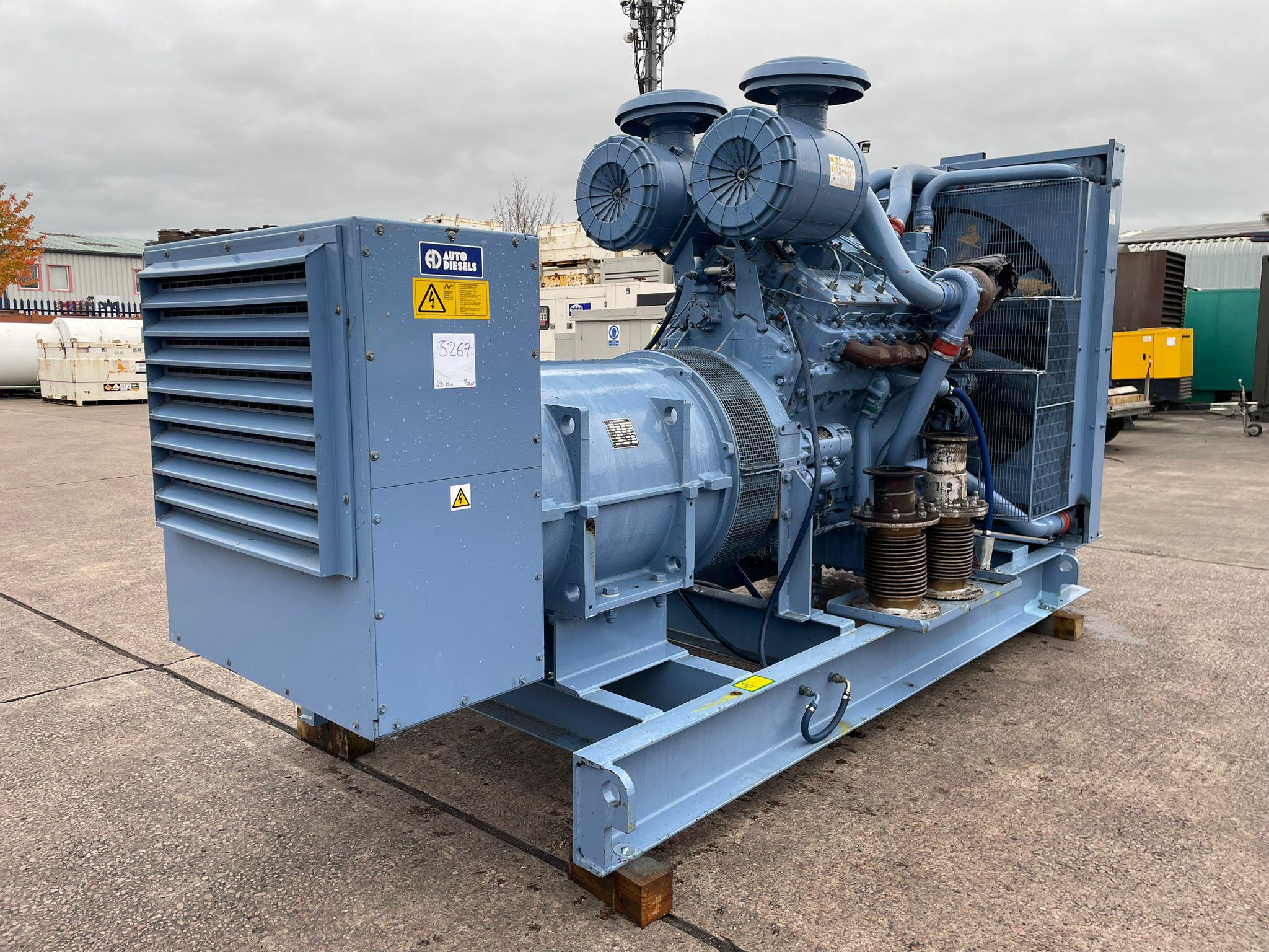 715kVA Auto Diesels Rolls Royce/ Perkins used generator