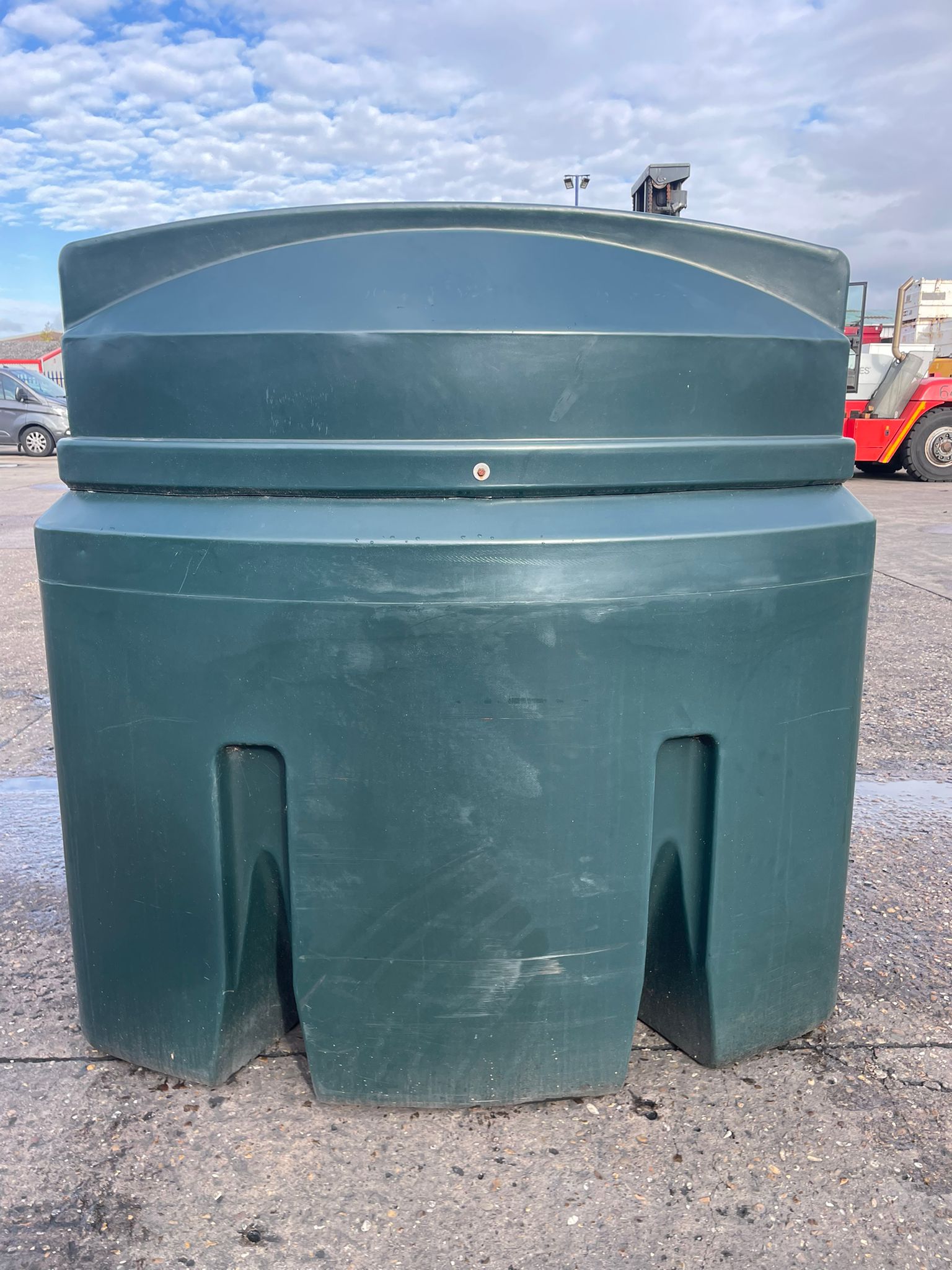 2500 Litre Plastic Titan ES2500T Tank