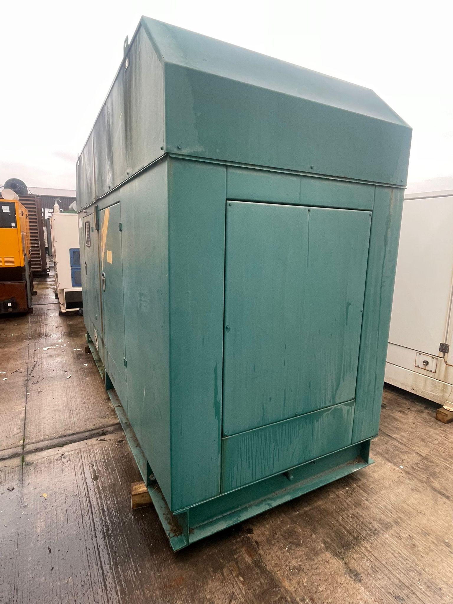 165kVA Petbow Iveco used generator